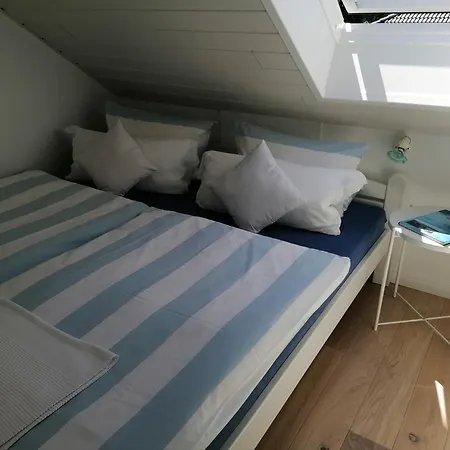 Schwalbennest Apartment Niebull
